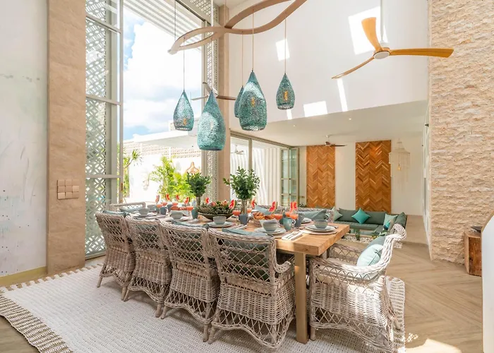 Vida And Vola - Majestic Coastal Retreat In Villa Canggu