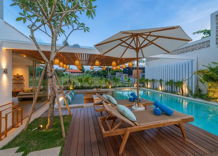 Vida And Vola - Majestic Coastal Retreat In Villa