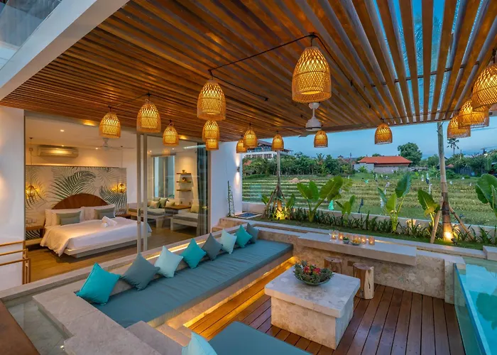 Vida And Vola - Majestic Coastal Retreat In Villa *