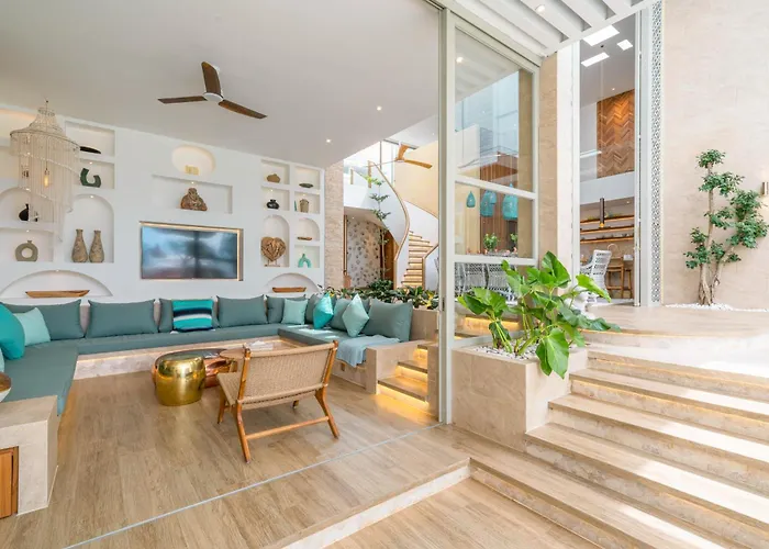 Villa Vida And Vola - Majestic Coastal Retreat In