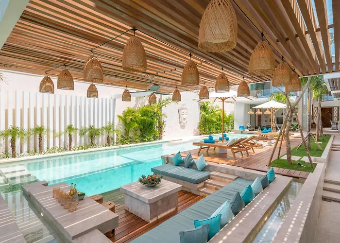 Villa Vida And Vola - Majestic Coastal Retreat In