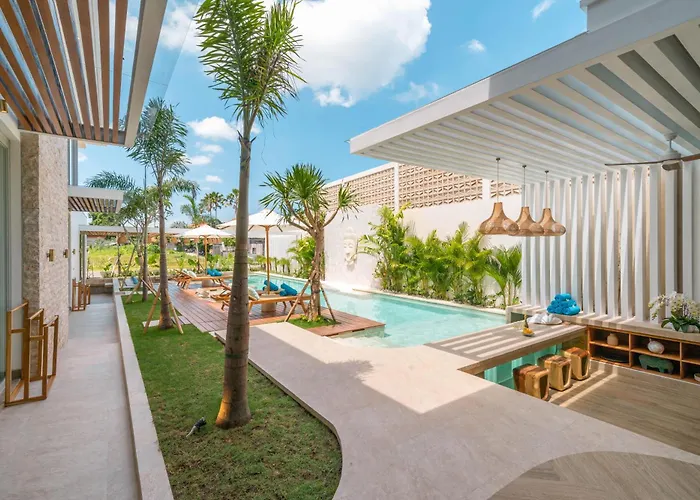 Villa Vida And Vola - Majestic Coastal Retreat In Canggu