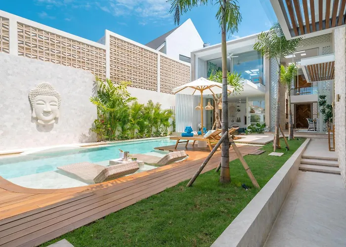 Vida And Vola - Majestic Coastal Retreat In Canggu