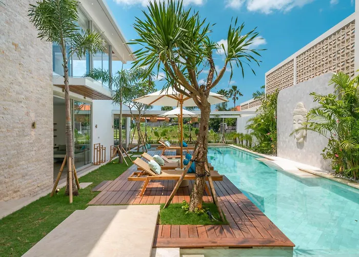 Vida And Vola - Majestic Coastal Retreat In * Canggu